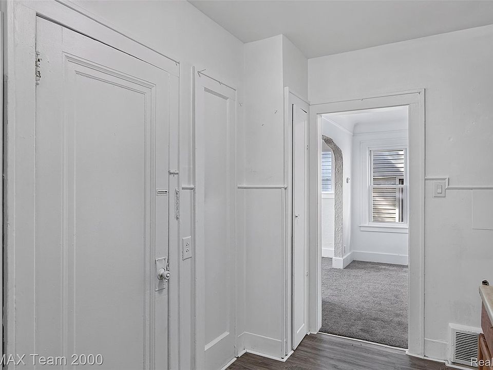 6406-6408 Mead St, photo 24