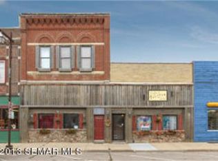 16 E Main St, Dodge Center, MN 55927