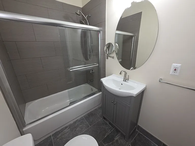 7516 Main St — Photo 20