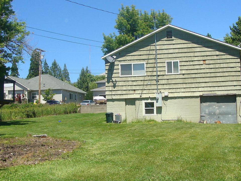 2nd image of 415 Alder St
