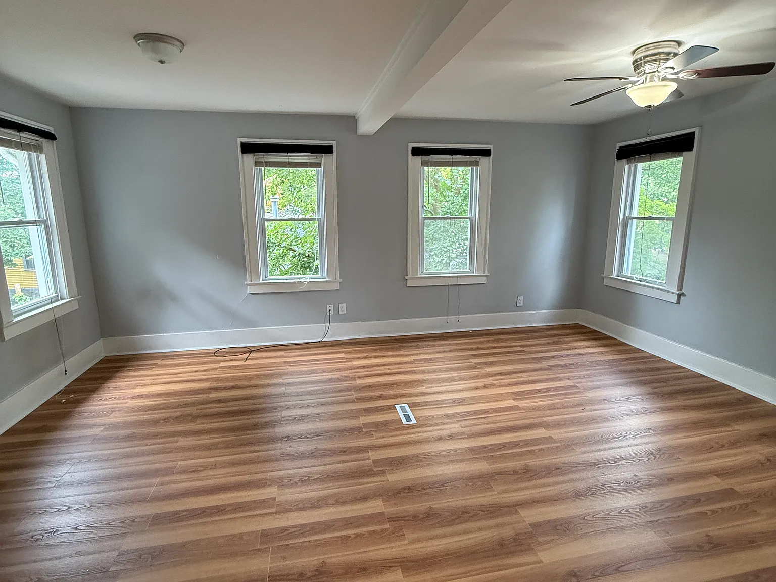 2 bed, 1200 sqft, $1,800 — Photo 3