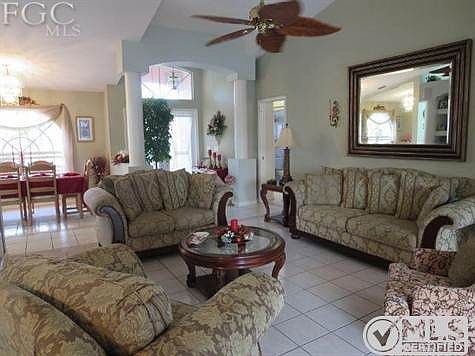 4th image of 234 SW 43rd Ln