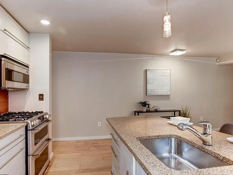 Modern Kitchen with Granite Countertops