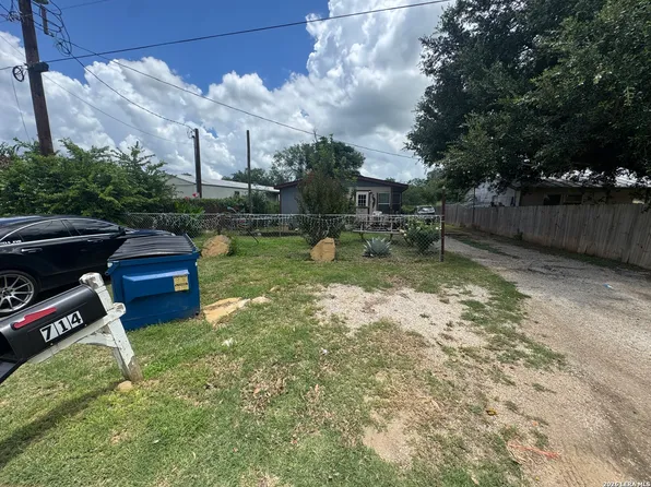 714 Hough LOT 19, Adkins, TX 78101