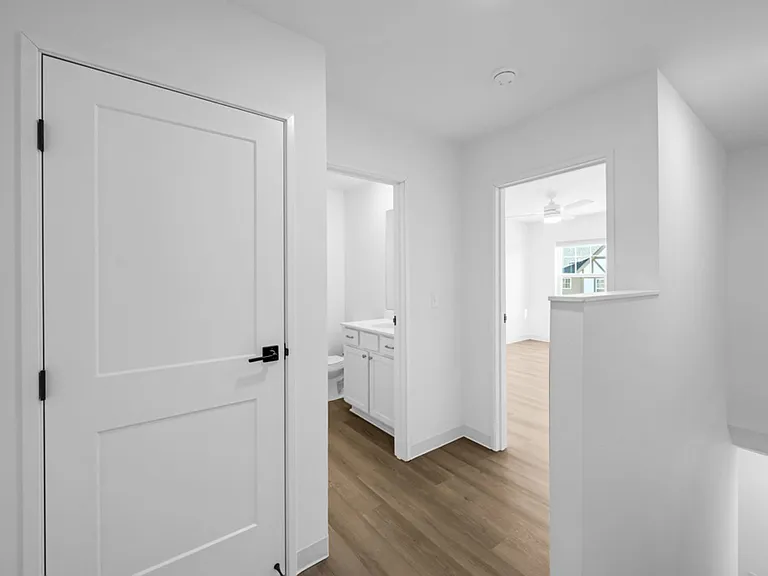 Launch Townhomes — Photo 15