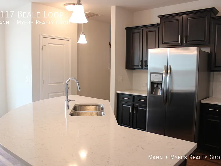 6117 Beale Loop — Photo 4