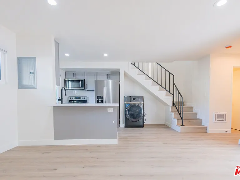 2757 Andreo Ave #3 — Photo 4