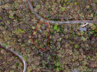 697 Muirfield Dr, Sunrise Beach, MO 65079