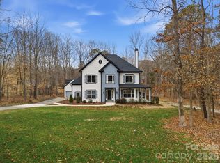 6822 Loblolly Cir, Waxhaw, NC 28173