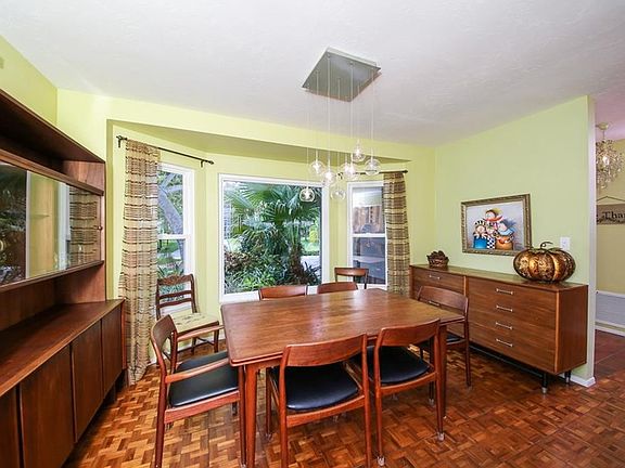 5th image of 2601 Belvoir Blvd