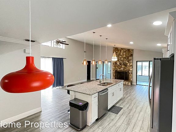 5th image of 1117 W Winged Foot Cir