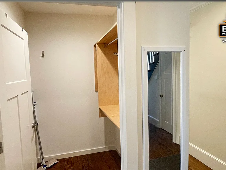 43 Grove St — Photo 77