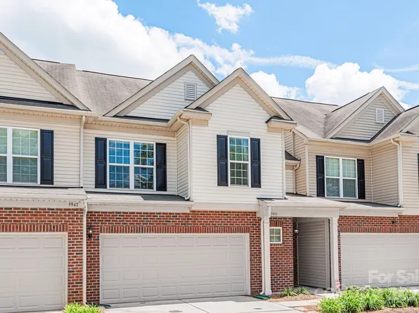 5951 Carrollton Ln, Charlotte, NC 28210