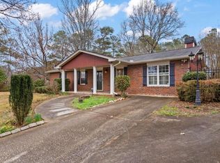 25 River Valley Dr, Carrollton, GA 30117