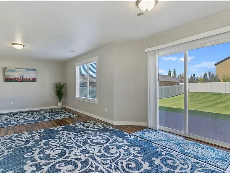 1781 Beaumont Dr #1 — Photo 4
