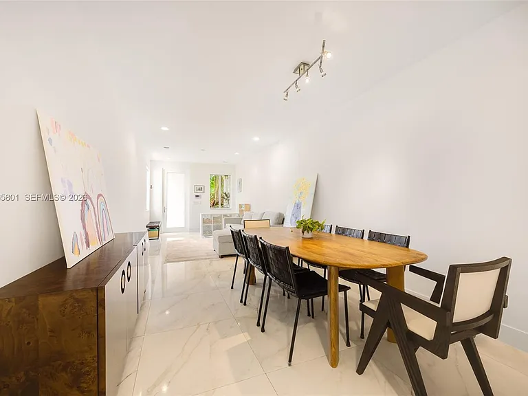 2938 Catalina St — Photo 3
