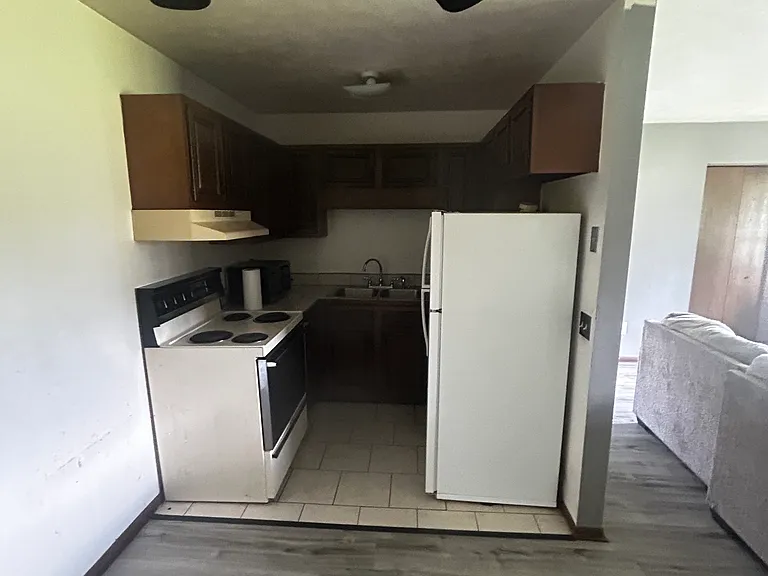1244 N Johnson Ave #C — Photo 4