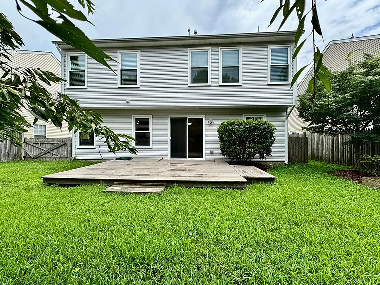 1733 Bernstein Dr — Photo 53