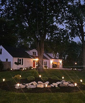 3rd image of 10920 Auburn Rd