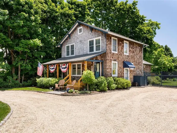 28 Vail Avenue, East Quogue, NY 11942