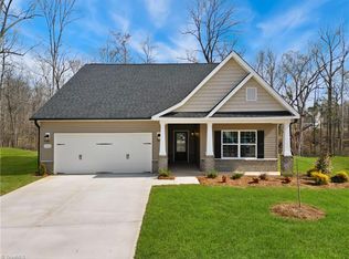 1994 Meadowview Dr, Graham, NC 27253