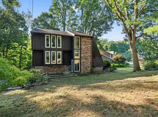 2239 Old Washington Rd, Pittsburgh, PA