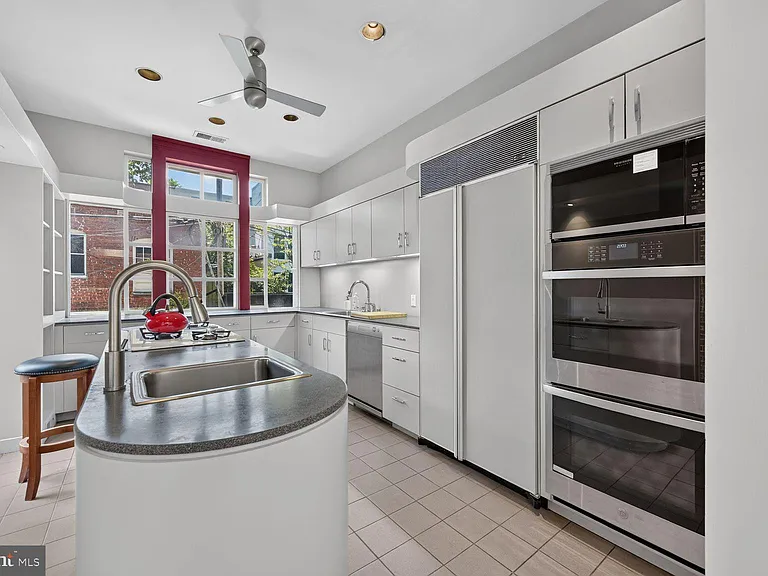 1312 R St NW #B — Photo 5