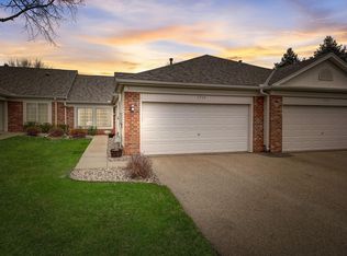 1735 Boulder Point, Shakopee, MN 55379