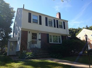 16 Vfw Pkwy, Boston, MA 02132