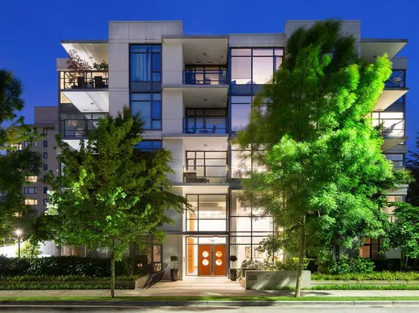 135 W 2nd St #206, North Vancouver, BC V7M 0C5