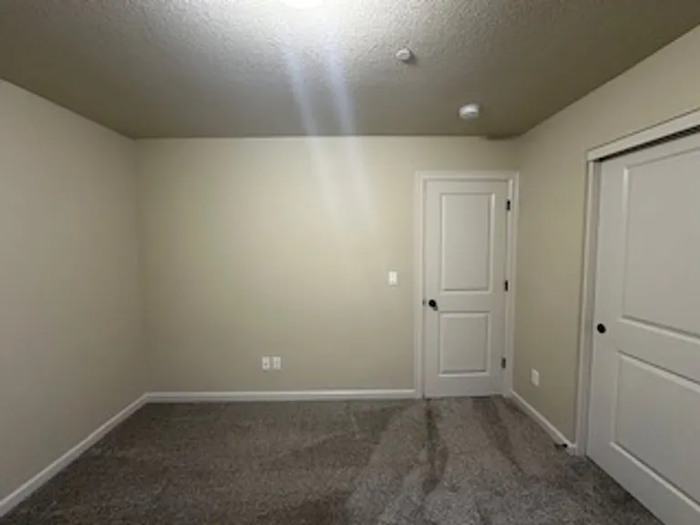 10136 SW Barber St — Photo 25