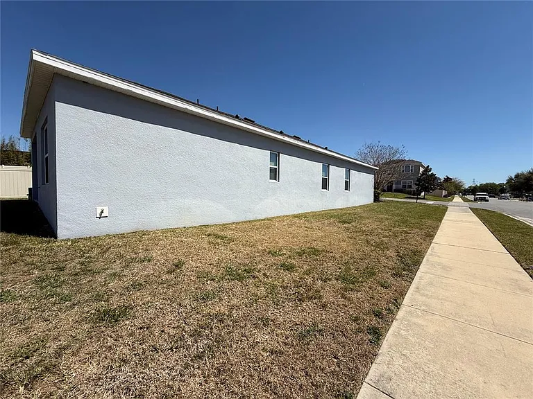 1501 Finchburg St — Photo 25