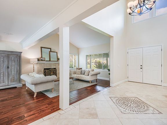 5th image of 16725 Cerro Vista Dr