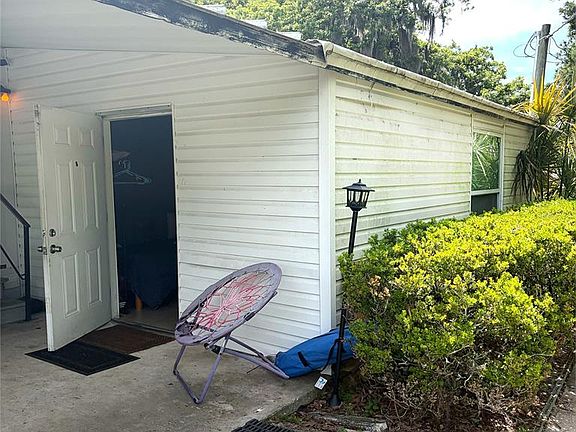 5th image of 13139 Hicks Rd