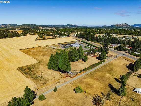 3rd image of 34714 Highway 58