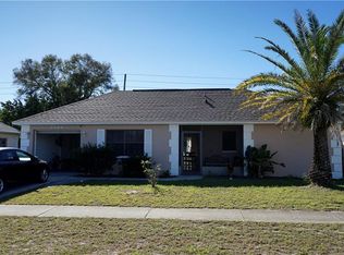 2806 Blossom Lake Dr, Holiday, FL 34691