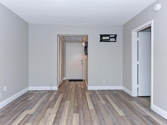 3rd image of 298 SW 6th Street #103