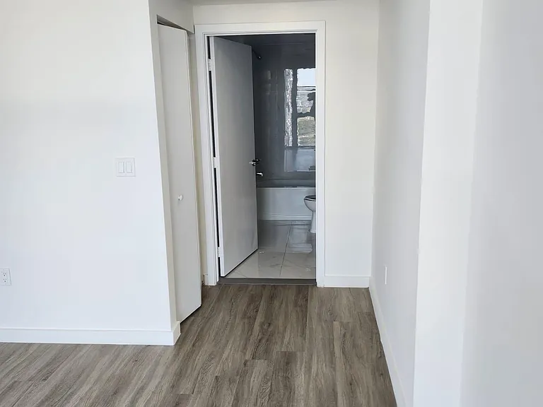 51 NW 5th St #2028 — Photo 2