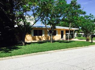 14201 Palm St, Madeira Beach, FL 33708