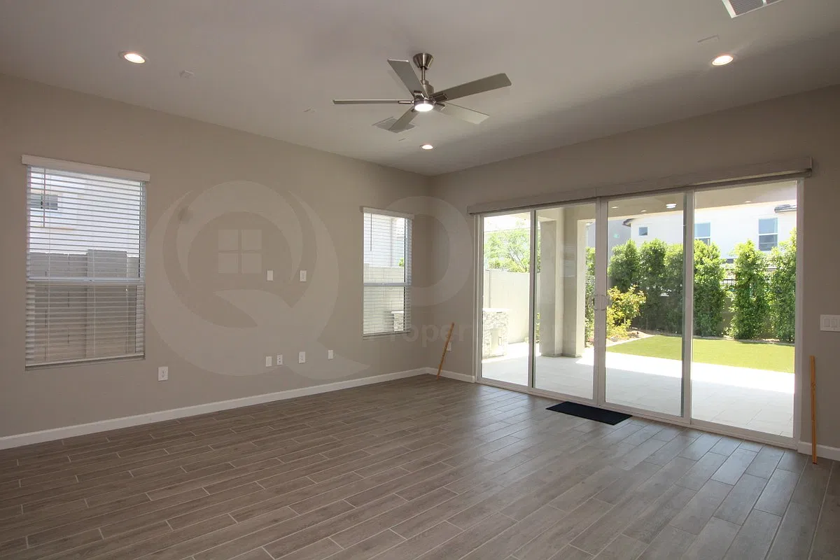 4 bed, 3.0 bath, 2100 sqft, $4,199 — Photo 4