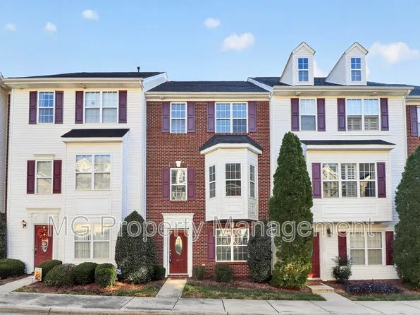 10037 Treeside Ln #1, Matthews, NC 28105