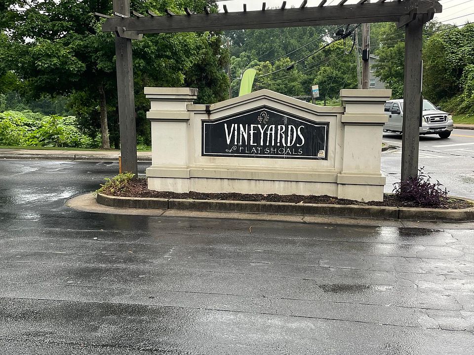 2nd image of 2129 Vineyard Walk SE #7