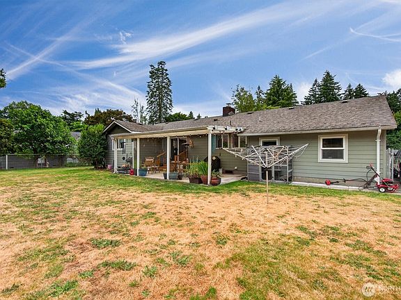 2nd image of 2950 Madrona Drive