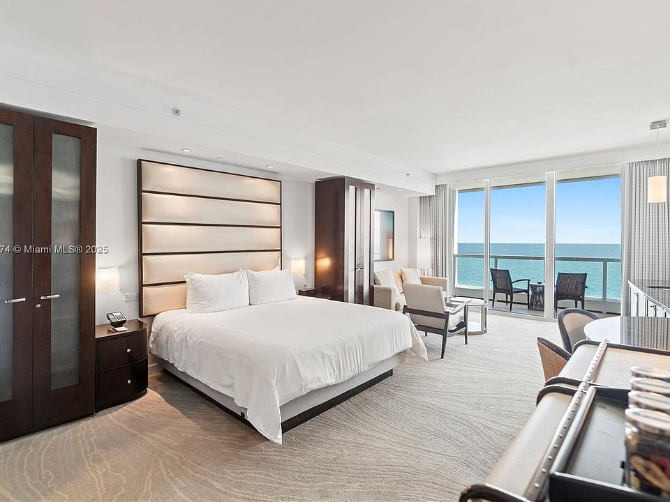 1st image of 4391 Collins Ave #1013