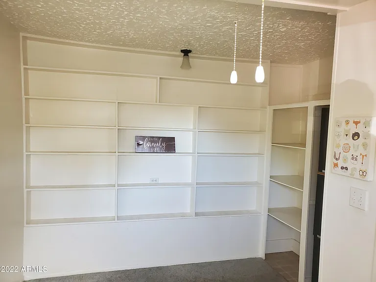 576 N Garfield Rd — Photo 11