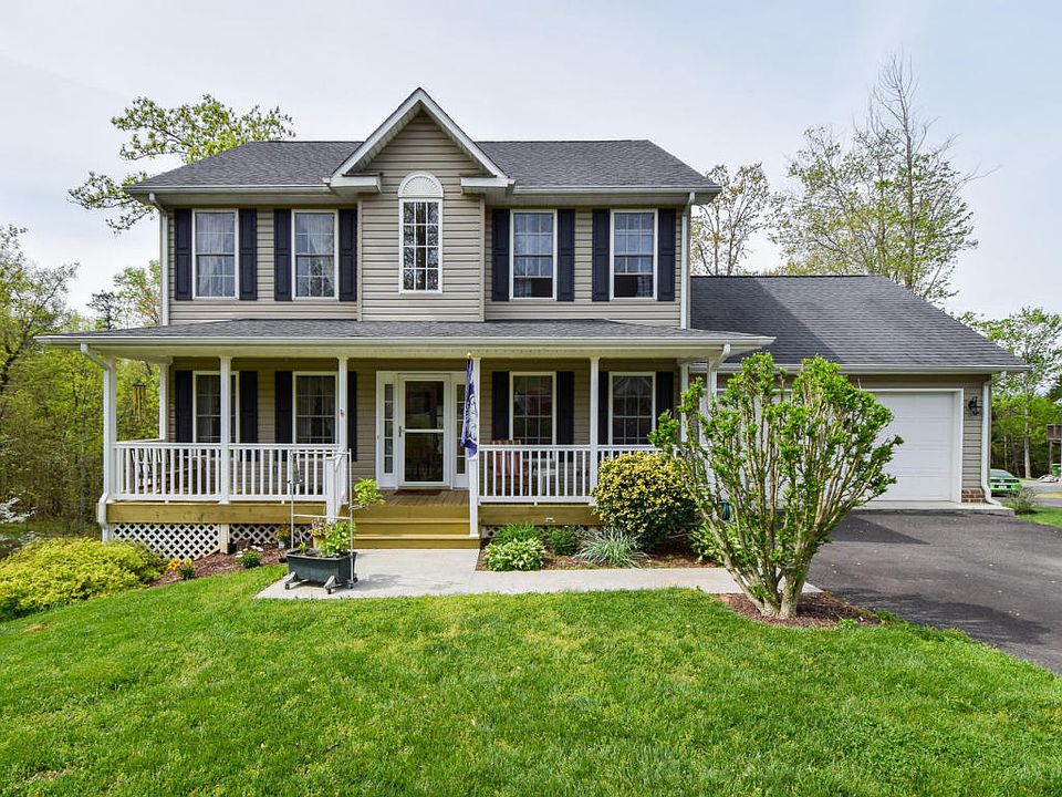 1st image of 1164 Chapel Woods Dr