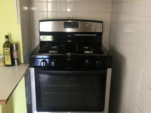 3109 S Racine Ave #1-F, Chicago, IL 60608