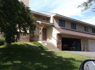 8432 Zinnia Ln N, Maple Grove, MN 55369