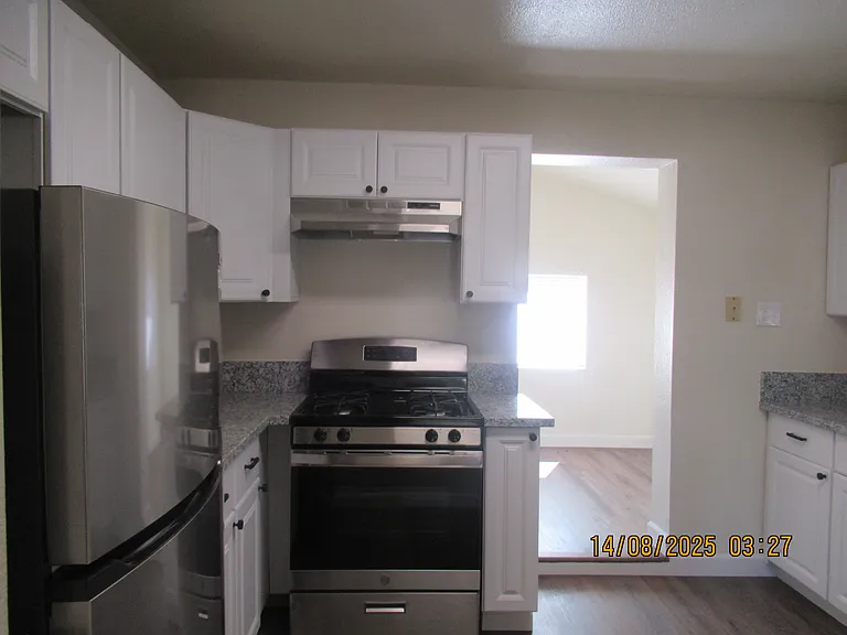 5125 Meyers St — Photo 3