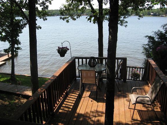3rd image of 63 Neches Ct
